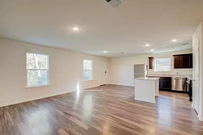 6202 N Wayside Drive, Houston, TX 77028 - Photo 8