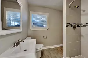 403 E Standifer St, McKinney, TX 75069 - Photo 10