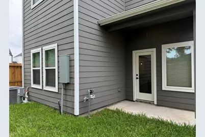 11321 Stonework Grove Lane, Houston, TX 77076 - Photo 16
