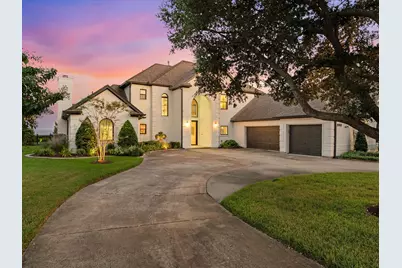 993 Sandy Court, La Porte, TX 77571 - Photo 4