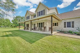 26 Woodland Hills Dr, Huntsville, TX 77320 - Photo 6