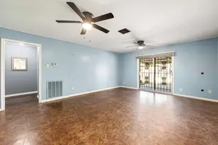 6515 Ashton St, Houston, TX 77091 - Photo 10