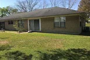 8002 County Rd 172, Alvin, TX 77511 - Photo 2