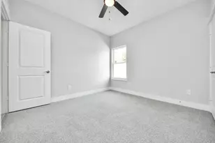 1307 Laskey St, Houston, TX 77034 - Photo 32