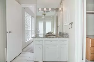 800 Country Pl Dr, Houston, TX 77079 - Photo 28