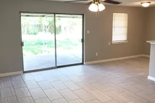 205 Grantham Rd, Baytown, TX 77521 - Photo 2