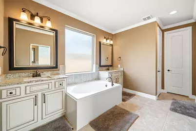 13835 Slate Mountain Lane, Houston, TX 77044 - Photo 16