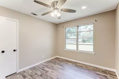 305 Yaupon Street, Sweeny, TX 77480 - Photo 14