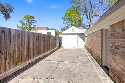 13910 Ella Lee Lane, Houston, TX 77077 - Photo 14