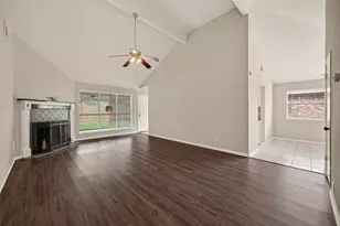 3435 Silverside Dr, Katy, TX 77449 - Photo 4