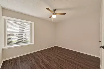 3435 Silverside Drive, Katy, TX 77449 - Photo 32