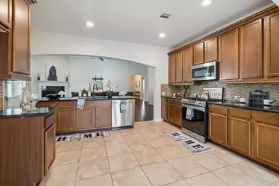 422 Stockport Drive, League City, TX 77573 - Photo 14