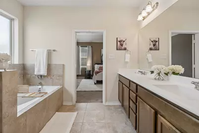 422 Stockport Drive, League City, TX 77573 - Photo 4