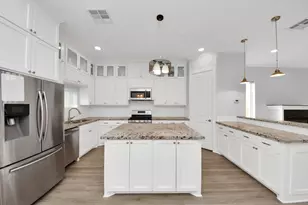 1320 Dorothy St, Houston, TX 77008 - Photo 10