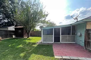 16411 Meadowbrook Farm Rd, Houston, TX 77082 - Photo 10