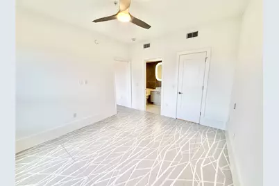 2201 Market Street #605, Galveston, TX 77550 - Photo 8