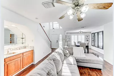 2004 Saber Court, League City, TX 77573 - Photo 6