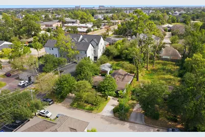 1320 Woodvine Drive, Houston, TX 77055 - Photo 38