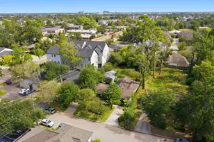 1320 Woodvine Dr, Houston, TX 77055 - Photo 38