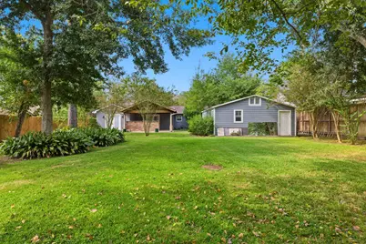 1320 Woodvine Drive, Houston, TX 77055 - Photo 34