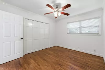 1320 Woodvine Drive, Houston, TX 77055 - Photo 26