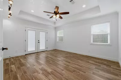 1320 Woodvine Drive, Houston, TX 77055 - Photo 18