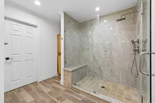 1320 Woodvine Dr, Houston, TX 77055 - Photo 20