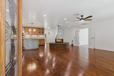 1320 Woodvine Drive, Houston, TX 77055 - Photo 14