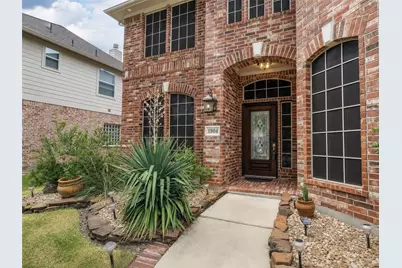 1904 Keswick Court, Pearland, TX 77581 - Photo 4