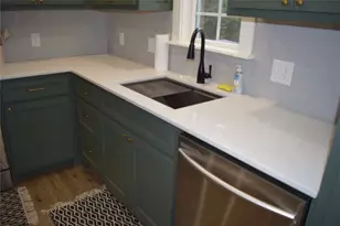 237 Shawnee Dr, Onalaska, TX 77360 - Photo 6