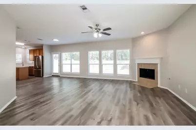 1089 Shadow Glenn Drive, Conroe, TX 77301 - Photo 4