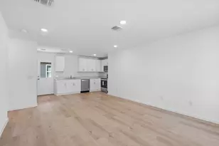 30524 Wolfburn St, Waller, TX 77484 - Photo 4