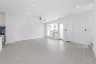6106 Clarkson Ln, Houston, TX 77055 - Photo 12