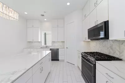 6106 Clarkson Lane #D, Houston, TX 77055 - Photo 18