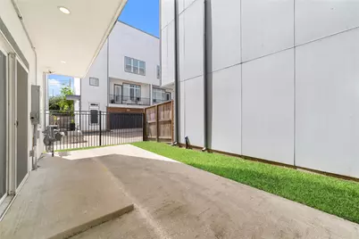 6106 Clarkson Lane #D, Houston, TX 77055 - Photo 28