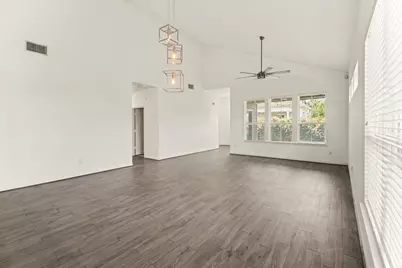 3413 Omega Street, Houston, TX 77022 - Photo 16