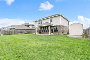 9818 Colonial Downs Dr, Mont Belvieu, TX 77523 - Photo 46