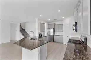 9818 Colonial Downs Dr, Mont Belvieu, TX 77523 - Photo 12