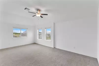 9818 Colonial Downs Drive, Mont Belvieu, TX 77523 - Photo 20