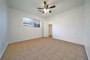 990 Redway Ln, Houston, TX 77062 - Photo 18