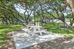 570 Stovall Dr, Palacios, TX 77465 - Photo 32