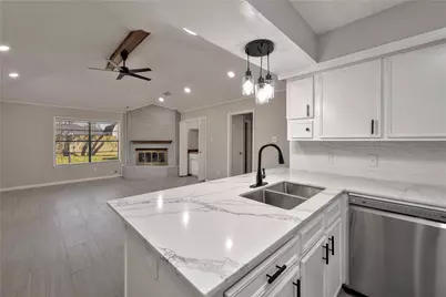 4505 Chaparral Drive, Baytown, TX 77521 - Photo 4