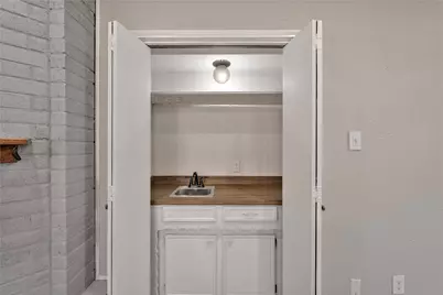 4505 Chaparral Drive, Baytown, TX 77521 - Photo 14