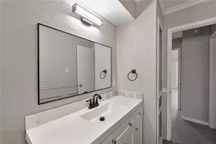 4505 Chaparral Dr, Baytown, TX 77521 - Photo 10