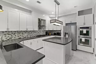 1923 Bittercreek Dr, Houston, TX 77042 - Photo 12