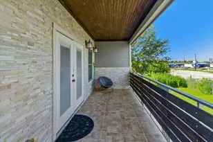 1923 Bittercreek Dr, Houston, TX 77042 - Photo 32