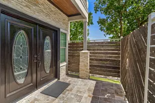 1923 Bittercreek Dr, Houston, TX 77042 - Photo 2