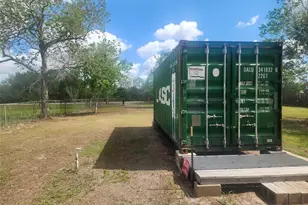 10001 County Rd 941A, Alvin, TX 77511 - Photo 10