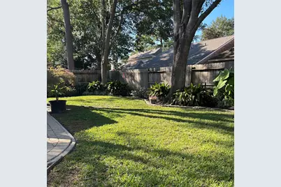 8910 Driftstone Drive, Spring, TX 77379 - Photo 18