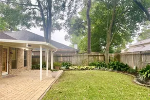 8910 Driftstone Dr, Spring, TX 77379 - Photo 14